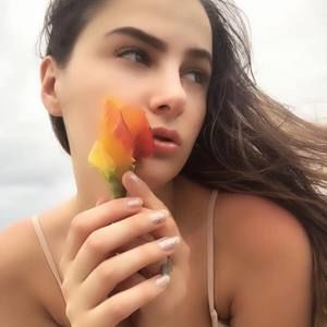 Meet your Posher, Argjira